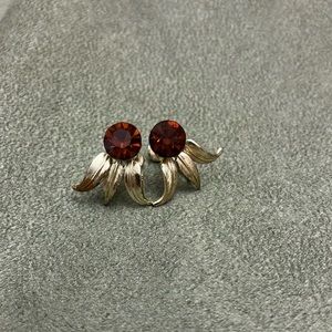 Vintage Gold Tone Screw Back Earrings